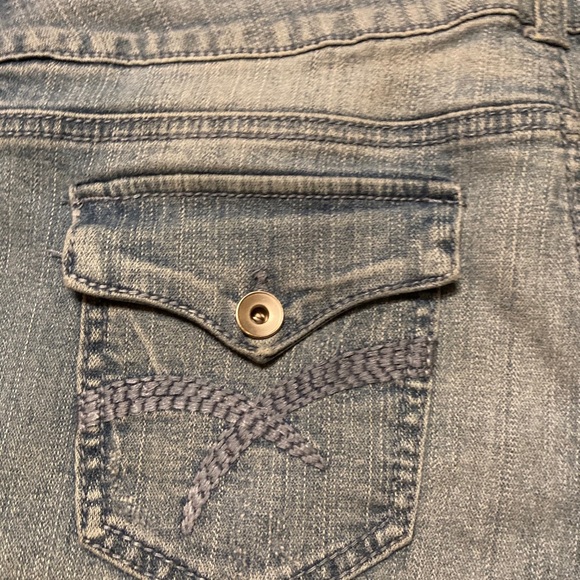 SO wear it declare it jeans - Picture 6 of 7